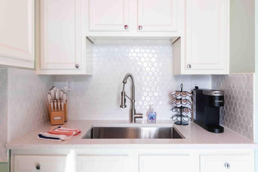 Apartment Juleps And Lilies Germantown 1 Bedroom **free Parking** Louisville