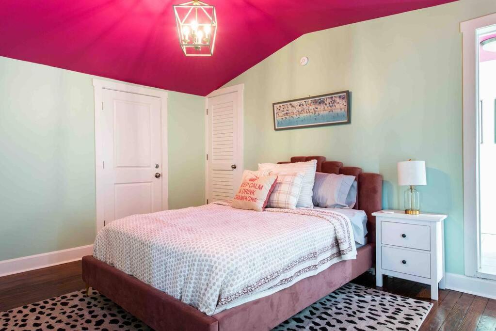 Apartment Juleps And Lilies Germantown 1 Bedroom **free Parking** *