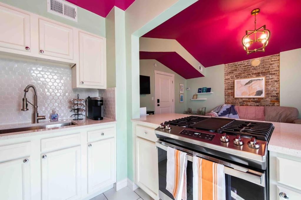 Apartment Juleps And Lilies Germantown 1 Bedroom **free Parking** *